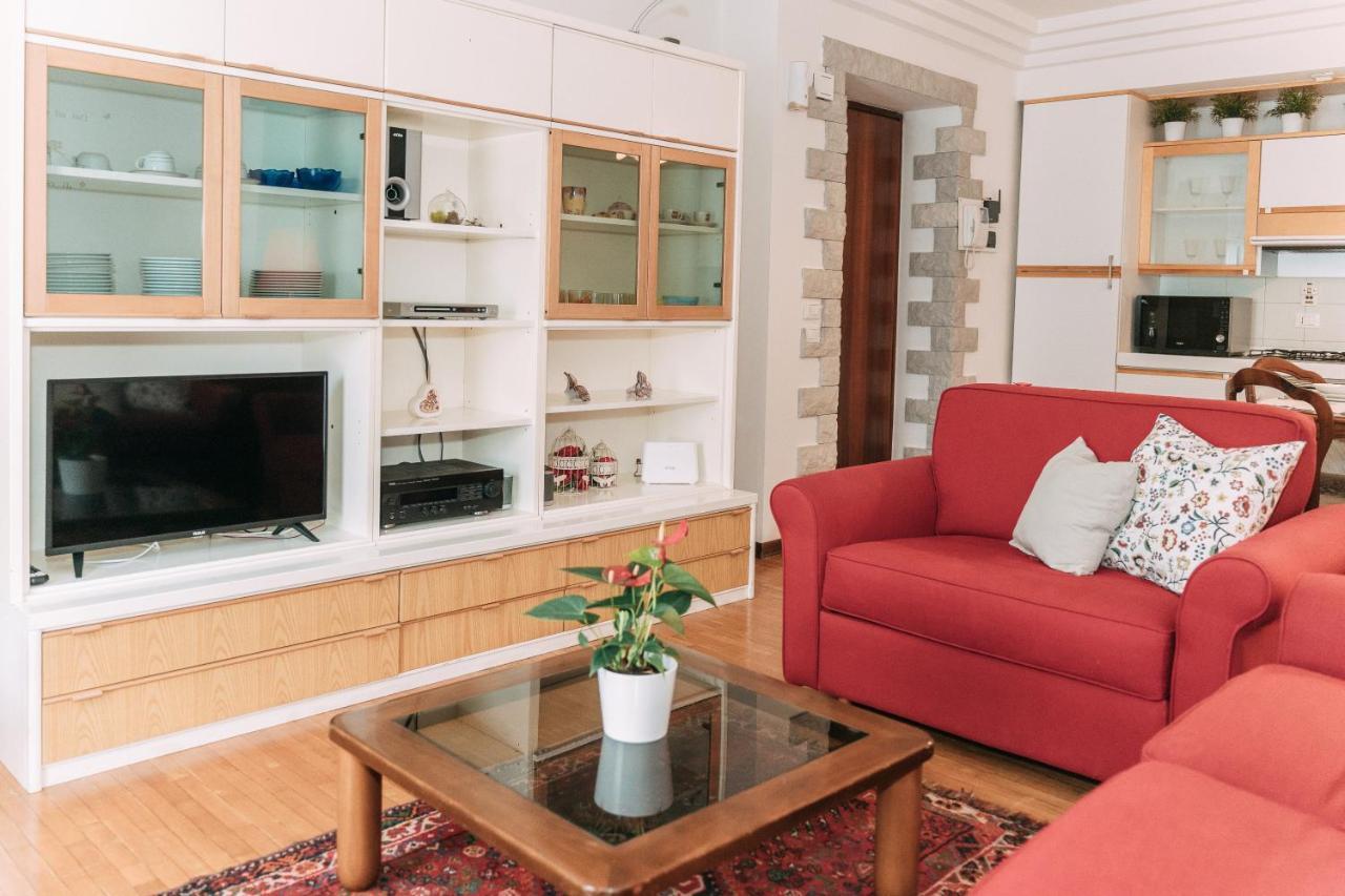 Palladio Apartment - Vista Fiume, In Centro Con Garage วิเชนซา ภายนอก รูปภาพ