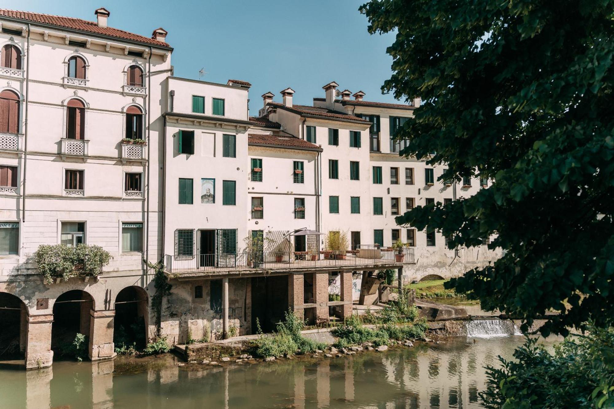 Palladio Apartment - Vista Fiume, In Centro Con Garage วิเชนซา ภายนอก รูปภาพ